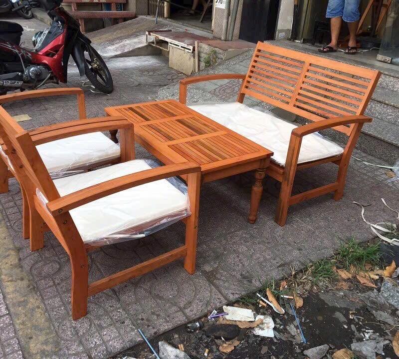 BÀN GHẾ GỖ NGOÀI TRỜI ĐẶT THEO YÊU CẦU – BỀN ĐẸP
