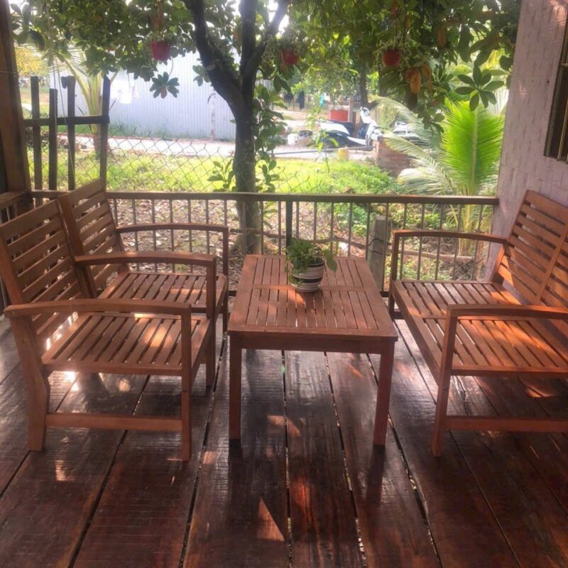 BÀN GHẾ GỖ NGOÀI TRỜI ĐẶT THEO YÊU CẦU – BỀN ĐẸP