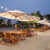 BÀN GHẾ GỖ NGOÀI TRỜI ĐẶT THEO YÊU CẦU – BỀN ĐẸP